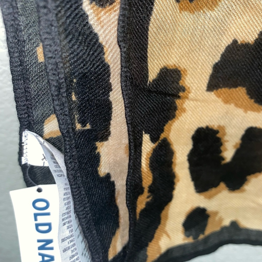 ON Leopard Ocelot Lightweight Scarf - Picture 5 of 5